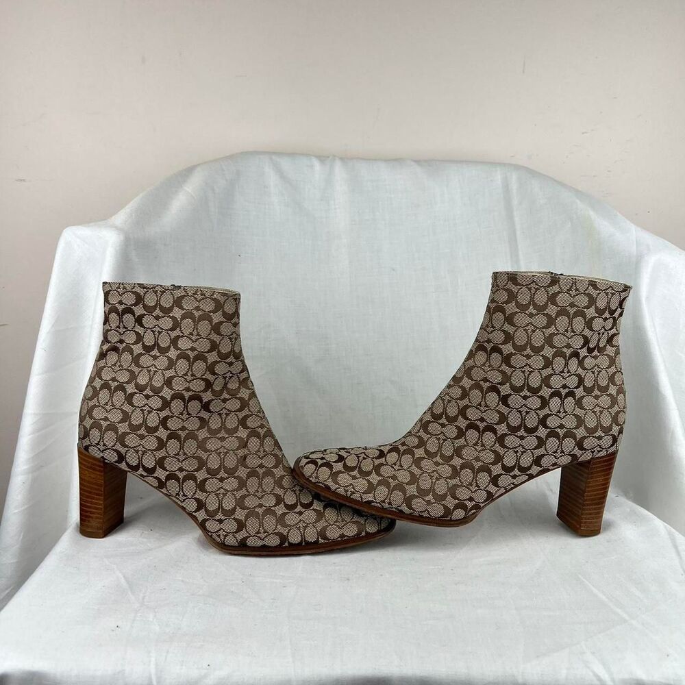 Coach brown & tan Ankle Boots With Repeating Beige and Brown C Logo Size 7.5